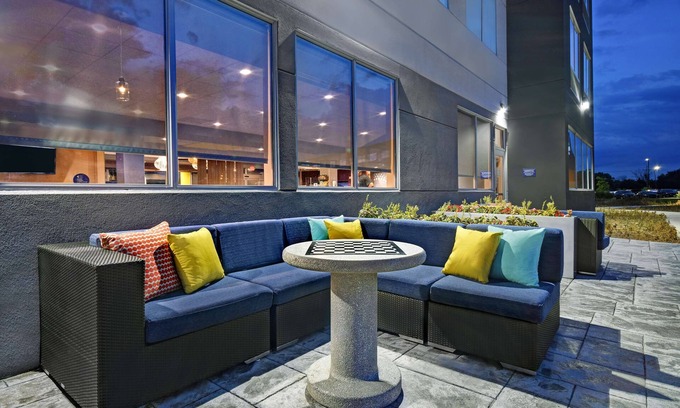 Frenchtown Township Hôtel | Tru by Hilton Monroe