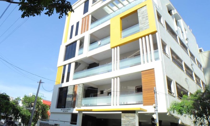 Tirupati Appartement | TrueLife - Railway station - On way to Balaji Temple - Breakfast included - Large 2BHK AC Apartments - Enjoy morning Coffee Tea Milk - Modular Kitchen - Fast WiFi, Jio Smart TV - Easy access to all Temples - Travels - TrueLife's service with lots of Love