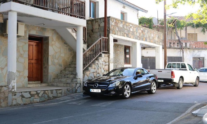 Pelentri Maison | Tsangaris House in Action