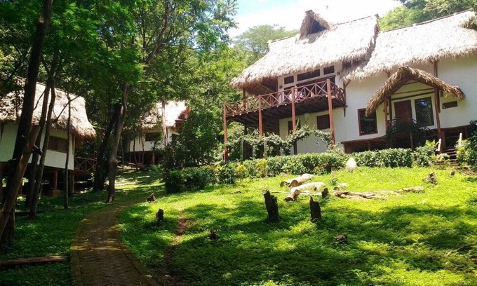 Playa Colorado Maison | Tuani Lodge-off grid eco Casitas close to the beach