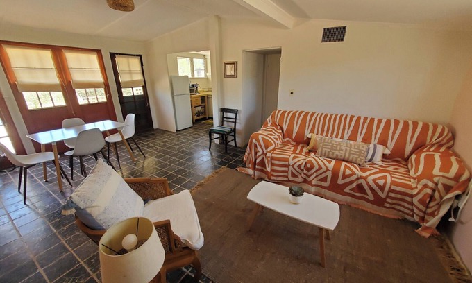 Tucson Cabine | Tucson Desert Crystal Cabin Historic Ranch 2BR with Amazing Mountain View