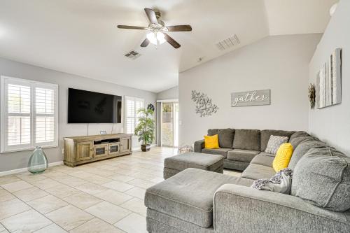 Cortaro Maison | Tucson Home with Patio, Grill and Mountain Views!