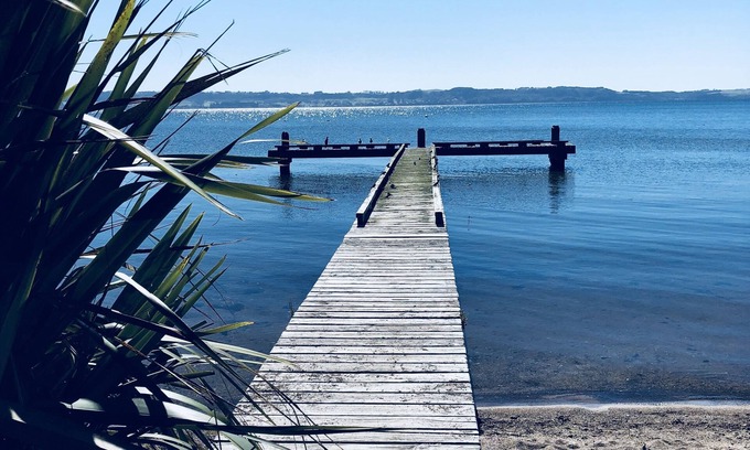 Kawaha Point Maison | Tui Brand New Lakefront accommodation Whole House