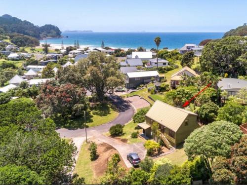 Onemana Maison | Tui's Grove - Onemana Holiday Home