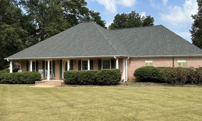 Saltillo Maison | Tupelo house near mall