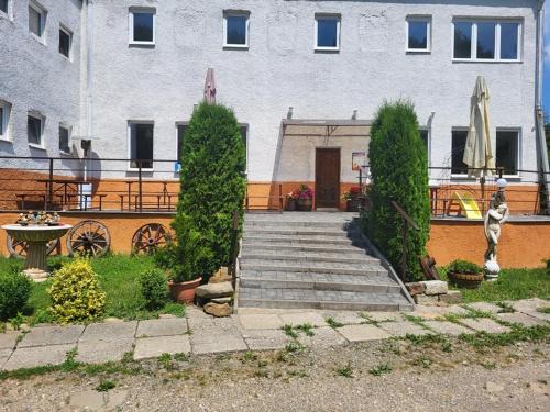 Ladomirov Maison | Turistická ubytovňa Jurčišin