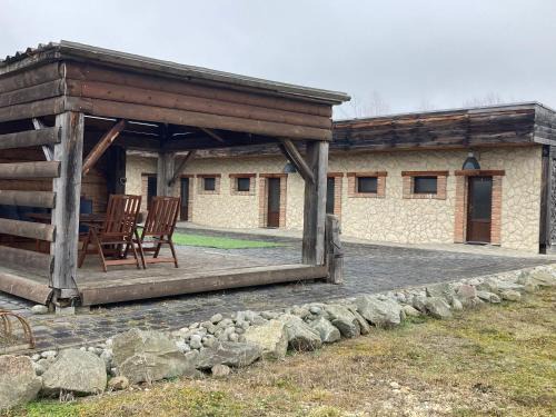 Holisa Maison | Turistická ubytovňa Zlatka