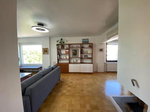 Turku Appartement | Turku cetral retro apartment 119m2 with AC