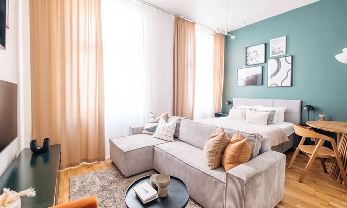 Petrska ctvrt Appartement | TurnKey | Republic Square Apartment I