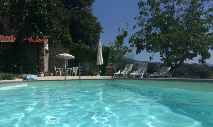 Poppi Maison | Tuscan Farmhouse in Farmland, Removed not Remote, Easy Reach Florence,