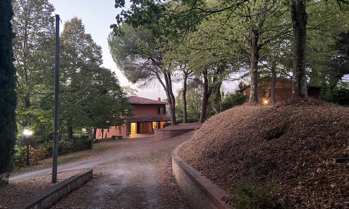 Palaia Maison | Tuscan villa with Florence, Pisa, Volterra & San Gimignano within 1 hour drive.