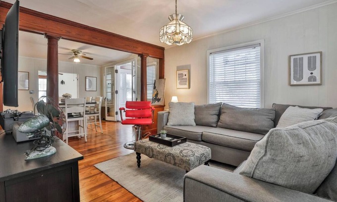 Salem Maison | Tuscan Village Charming Home Steps From it All