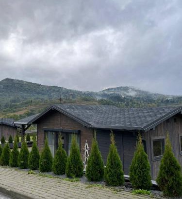 Pidhorodtsi Maison | Tustan Apart