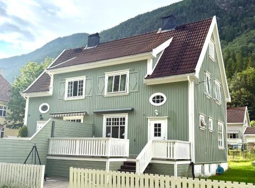 Rjukan Appartement | Tveito Allé 7B
