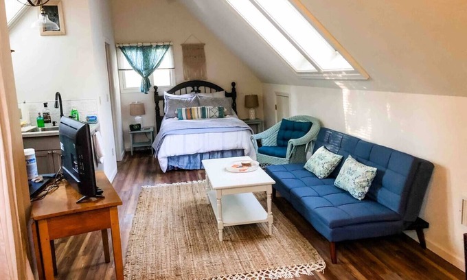 Twain Harte Appartement | Twain Harte Lake retreat w/ summer lake access, walk to town, close to skiing