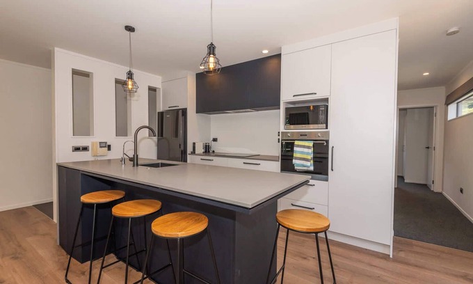 Lynmore Appartement | Twin Apartments - Walk to Forest with Spa Pools