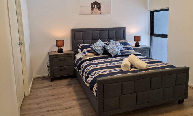 Liverpool Appartement | Two bedroom apartment with swimming pool
