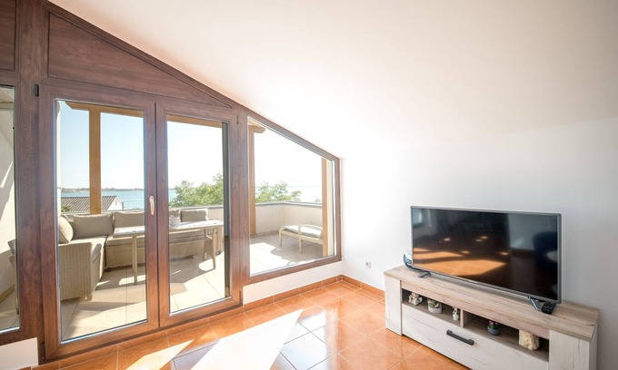Vrsi Appartement | Appartement de deux chambres prés de la plage Vrsi - Mulo, Zadar (A-5848-a)
