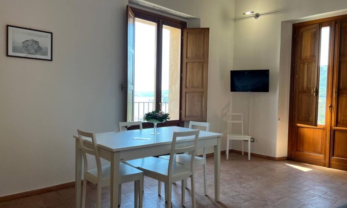 Tropea Appartement | Appartement avec vue sur le port de plaisance
