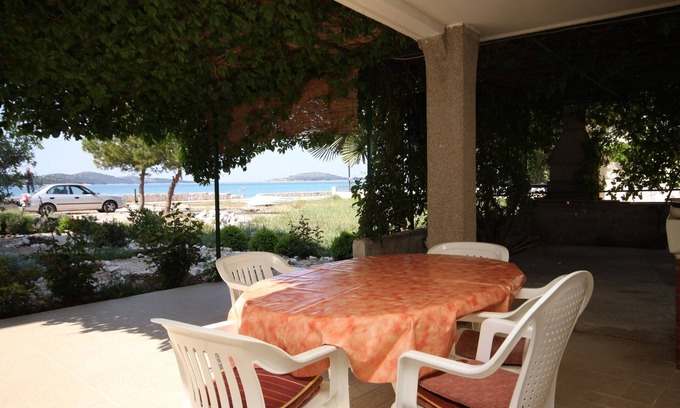 Zaboric Appartement | Appartement de deux chambres prés de la plage Zaboric, Sibenik (A-6097-b)