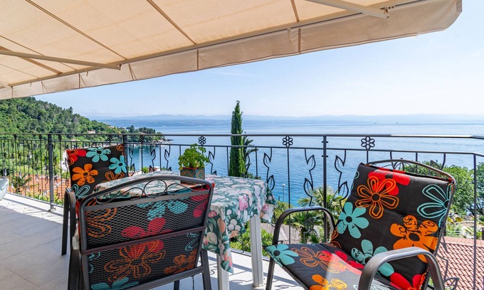 Medveja Appartement | Appartement de deux chambres avec la terrasse et la vue sur le mer Medveja, Opatija (A-7720-b)