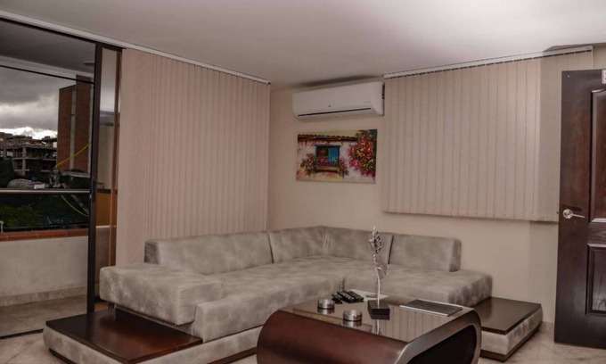 Astorga Appartement | Two Bedroom Balcony AC Hot Tub 50 meg wifi