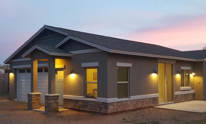 Gilbert Maison | Two Bedroom guest house in Gilbert