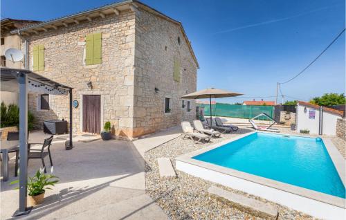 Rezanci Maison | Two-Bedroom Holiday Home In Svetvincenat