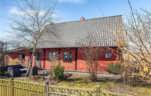 Østermarie Maison | Two-Bedroom Holiday Home In Ostermarie