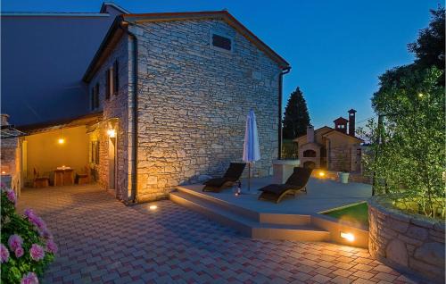Rebici Maison | Two-Bedroom Holiday Home With A Fireplace In Barban