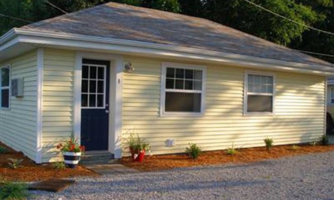 Monticello Cottage | Cottage-Salle de bain et douche-Standard-13- Single Cottage
