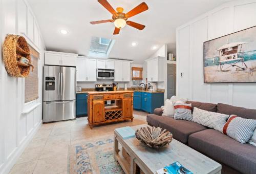 Margate City Maison | Two Cottages w/Patios - Close to Beach