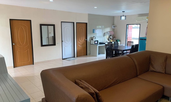 Si Racha Station Balnéaire | Two Fifty Nine Resort 259 รีสอร์ต