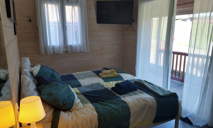 Bustince-Iriberry Appartement | Studio Adèle 2 pers avec vue sur les Pyrénées à 7km de Saint-Jean-Pied-de-Port