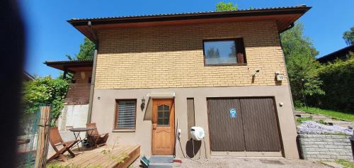 Lantinen District Appartement | Two room 54m2 apt, WiFi, free parking, terrace, near central park