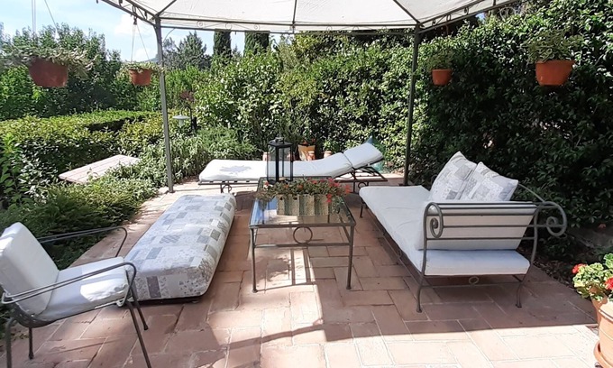 Perugia Appartement | Two-room apartment in Vestricciano Genna with private garden
