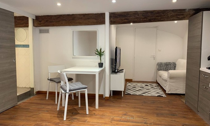 Gignac Appartement | Deux pièces Gignac centre historique