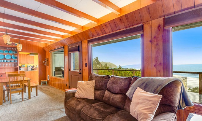 Oceanside Maison | Two-story beach house with an ocean view, furnished deck, & washer/dryer