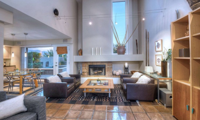 Prince Tucson Maison | Patio à deux étages - Élégance, confort et commodité !!!