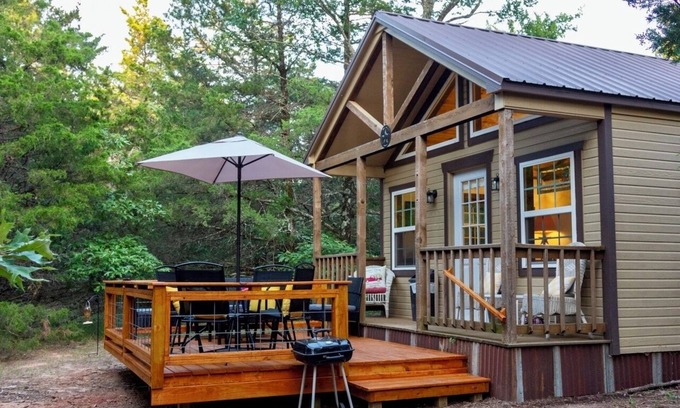 Quitman Cabine | TX HICKORY HIDEOUT CABIN: Spiritual Retrt, Country Resort for Rest & Restoration