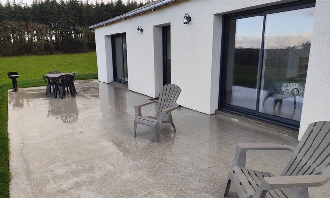 Inguiniel Appartement | Ty bugale in the heart of nature, 30 minutes from Lorient and its coast, ideal for recharging your batteries.