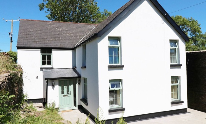 Pontypridd Maison | Ty Ffarm à Gellilwch, PONTYPRIDD