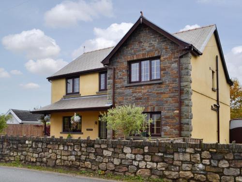 Cwm-twrch Isaf Maison | Ty Glyndwr