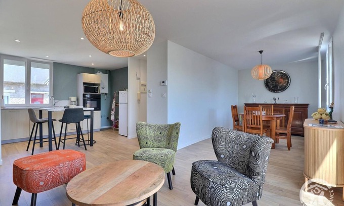 Ecartelee-Bonabry-Orieres-Paron Appartement | Ty-Zen - FOUGERES - City break