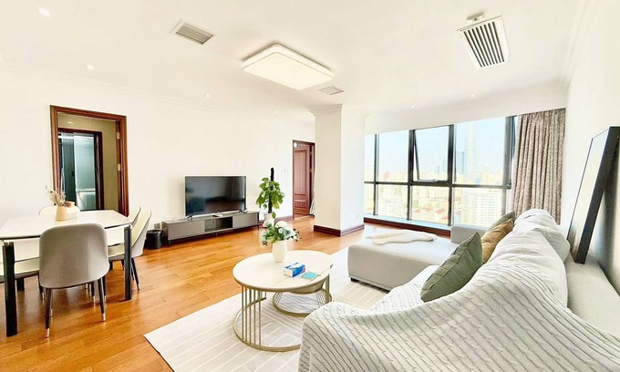 Changning Appartement | Tyms Shanghai Luxurious 3Bedroom270 View