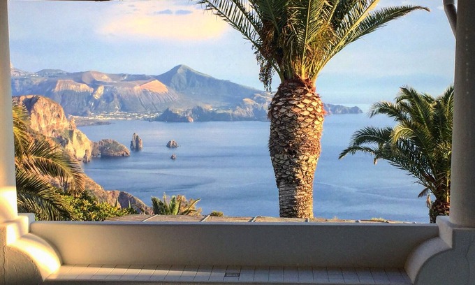 Lipari Villa | Villa éolienne typique avec vue sur Vulcano