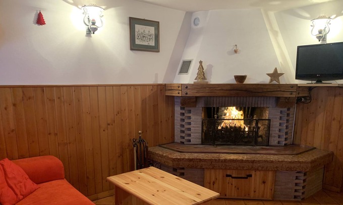 Belluno Cabine | Typical apartment Dolomites view