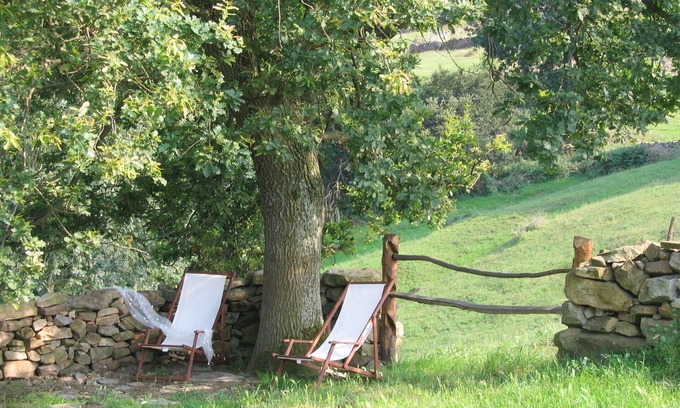 Alceda Maison | Demeure typique de la vallée du Pas située dans une ferme de verts pâturages