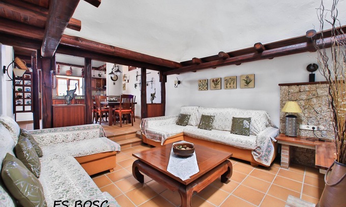 Sant Josep de sa Talaia Cottage | Maison typique d'Ibiza de nouvelle construction avec piscine dans un quartier très calme
