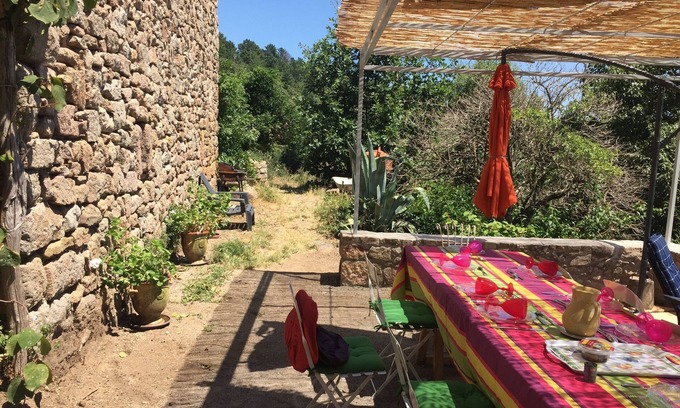 Sainte-Croix-de-Caderle Autre | logement indépendant cévenol typique 7 pers.piscine, vue à 180° proche Anduze